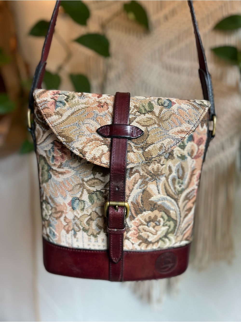 Vintage Floral Tapestry Crossbody Bag Leather Boho Cottagecore Bucket Purse - Picture 1 of 14